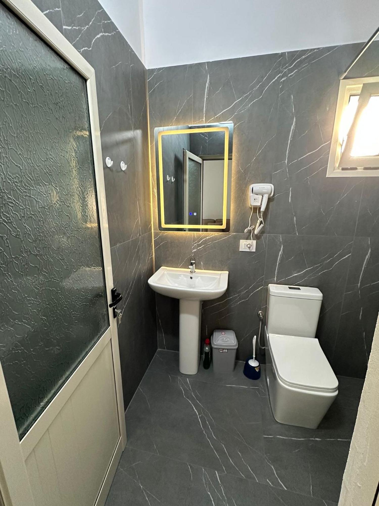 Guest house Aliaj